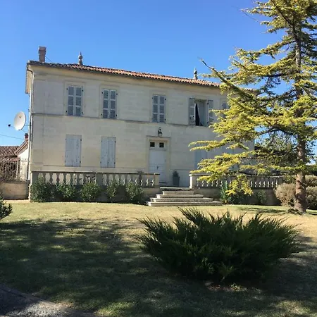 Old Cognac Distillery בית הארחה 5*